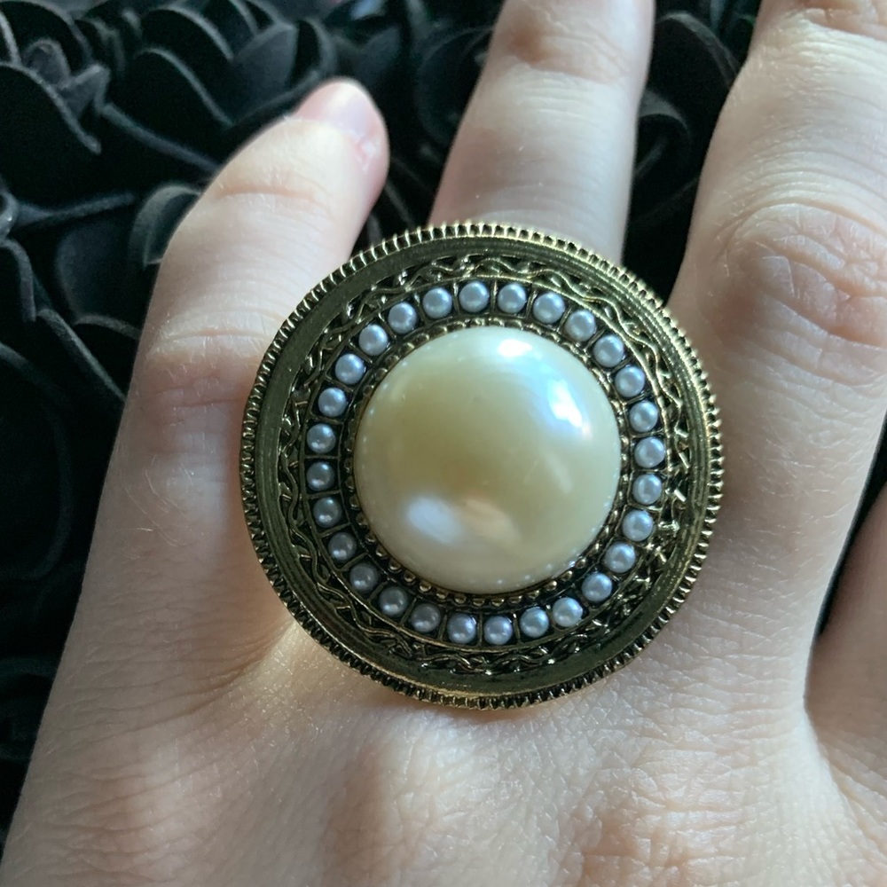 Large faux pearl ring